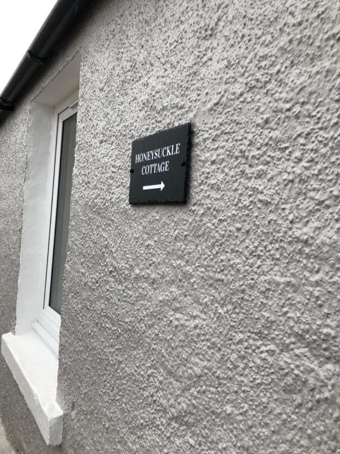 Bruxie Holiday Cottages - Honeysuckle Cottage Maud Exterior foto